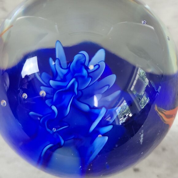 Hand Blown Glass Paperweight Aquarium Orange Fish Blue Coral Art Decor 3" Sphere - Picture 4 of 7
